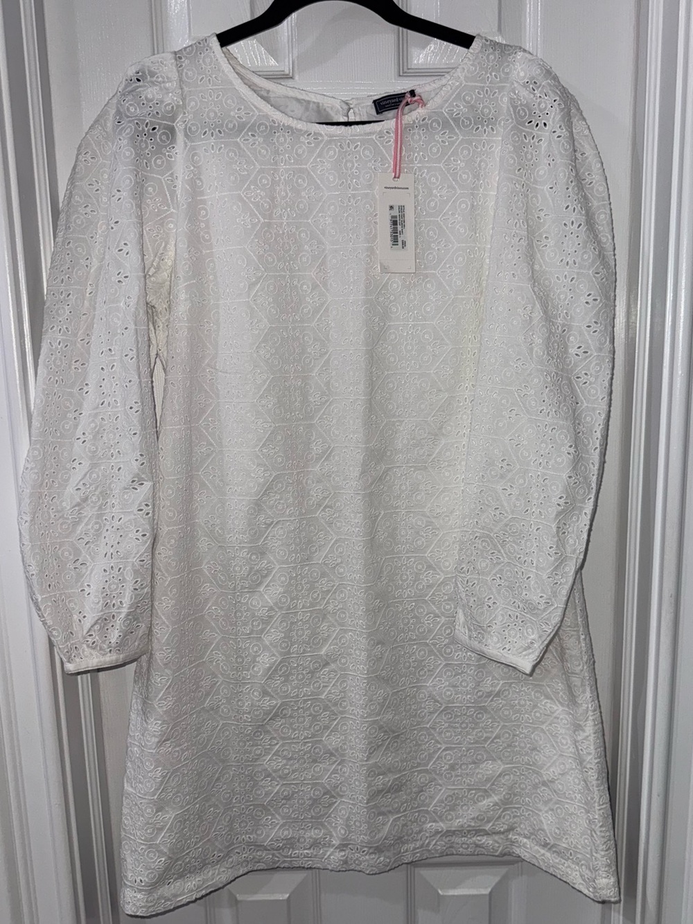Vineyard Vines White Eyelet Cotton Dress. NWT.